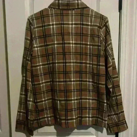 Vintage Classic Blues Wrangler Buttondown size L looks similar to Burberry Plaid - Picture 2 of 6